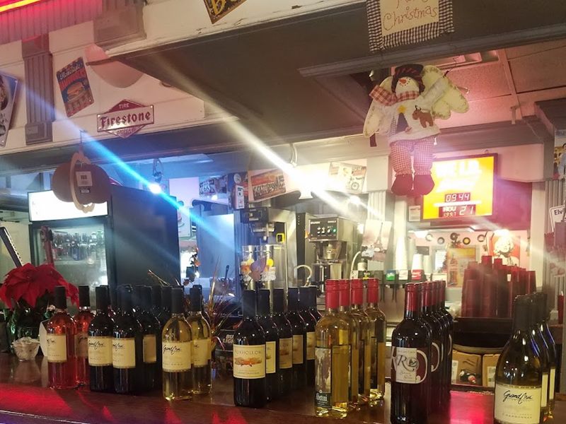 Old Time Diner interior